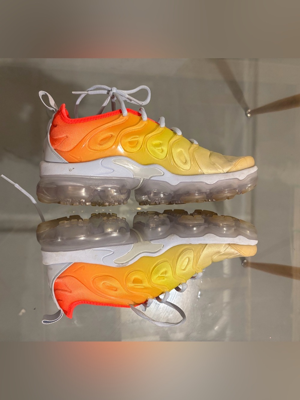 Nike Air VaporMax Plus "Sunrise" - Picture 5 of 7